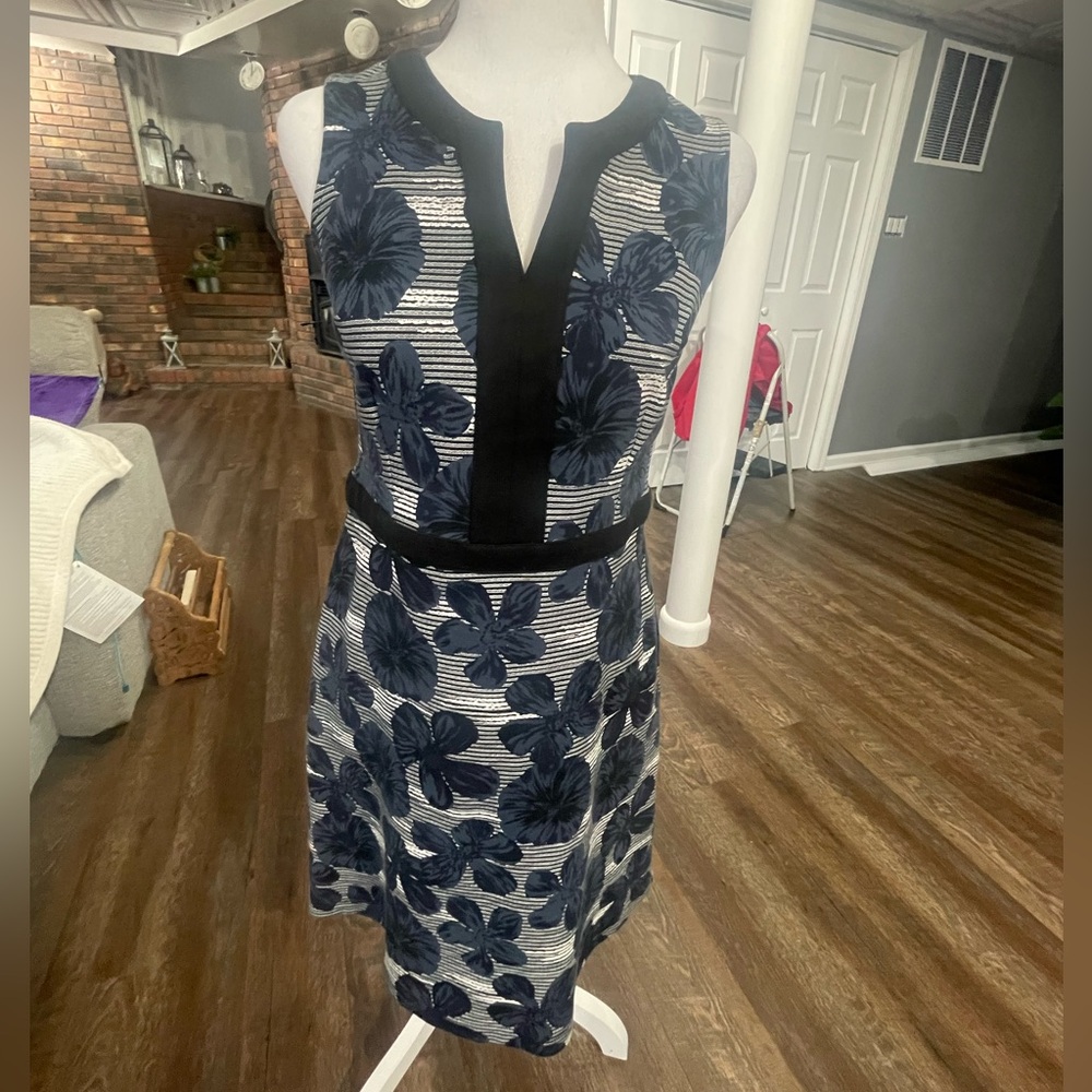 Sleeveless Navy Floral Sheath Dress